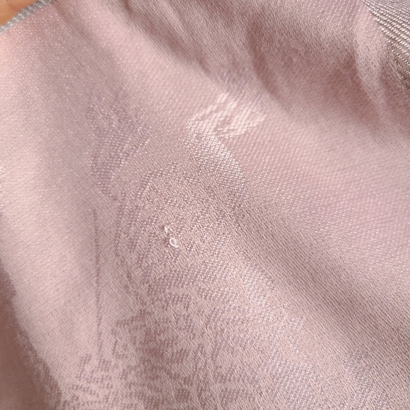 Burberry London wool silk giant wrap - Picture 3 of 14